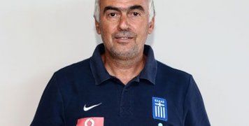 Ο Δημοσθένης Κάβουρας (ομοσπονδιακός τεχνικός της Εθνικής ποδοσφαίρου Γυναικών) σκιαγραφεί μέσω της «Α.Χ.» την πορεία του Δημήτρη Καππού στη Λάρισα. Την αγωνιστική περίοδο 2012-2013 είχε τον νεαρό άσο στον Κανάρη, τότε που είχαν κατακτήσει και τον τίτλο στην Α’ Κατηγορία. Ο χιώτης προπονητής είναι από αυτούς που έχουν πιστέψει στις δυνατότητες του Καππού, κάτι που αναφέρει στην «Α.Χ.».