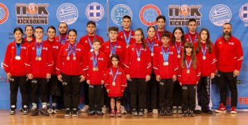 25 μετάλλια από τους Μαχητές Χίου στο πανελλήνιο πρωτάθλημα Kickboxing 2025