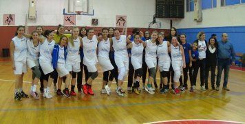 Κυπελλούχος Χίου για 3η συνεχόμενη φορά στέφθηκε ο Αιγέας στις Γυναίκες Κυπελλούχος Χίου για 3η συνεχόμενη φορά στέφθηκε ο Αιγέας στις Γυναίκες