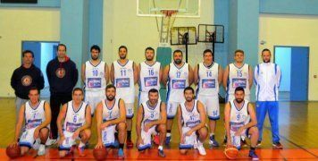 Η ομάδα του Ομήρου Καλλιμασιάς κέρδισε με 83-73 τον Φ.Ο. Βροντάδου στο ντέρμπι της προτελευταίας αγωνιστικής στην Α’ Ανδρών στο μπάσκετ και συνεχίζει να οδηγεί την κούρσα στην κατάταξη.