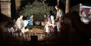 Φωτίστηκε γι' ακόμη μία χρονιά γιορτινά το Αργέντικο Φωτίστηκε γι' ακόμη μία χρονιά γιορτινά το Αργέντικο