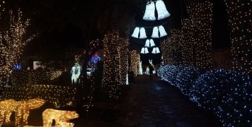 Φωτίστηκε γι' ακόμη μία χρονιά γιορτινά το Αργέντικο Φωτίστηκε γι' ακόμη μία χρονιά γιορτινά το Αργέντικο