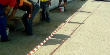 Έβαψαν τους τοίχους προς το κόκκινο φαναράκι οι ερασιτέχνες αλιείς Έβαψαν τους τοίχους προς το κόκκινο φαναράκι οι ερασιτέχνες αλιείς