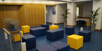 Αίθουσα εσωτερικού διαλείμματος 