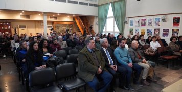 Ο ΦΟΒ βράβευσε τους αθλητές του παρουσία του Γιάννη Μαμουζέλου Ο ΦΟΒ βράβευσε τους αθλητές του παρουσία του Γιάννη Μαμουζέλου