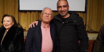 Ο Γιάννης Μαμουζέλος με τον Χριστόφορο Μερούση Ο Γιάννης Μαμουζέλος με τον Χριστόφορο Μερούση