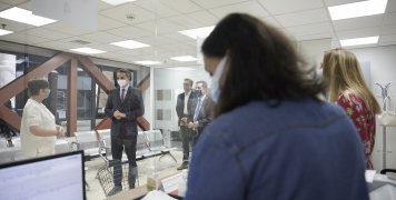 Επίσκεψη Μητσοτάκη στο υπ. Μετανάστευσης & Ασύλου Επίσκεψη Μητσοτάκη στο υπ. Μετανάστευσης & Ασύλου