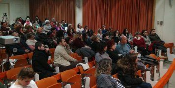 Εθισμός με το διαδίκτυο