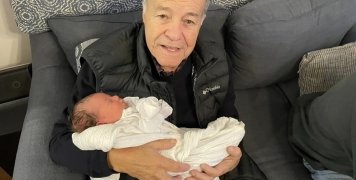 Μας άφησε χρόνους και ο Μικές Φρεζούλης στα 85 του