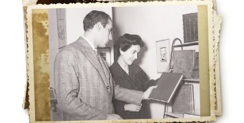 Ο Ανδρέας Γανιάρης με την αδελφή του Ανθούλα Ο Ανδρέας Γανιάρης με την αδελφή του Ανθούλα
