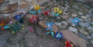 Καλαμάκια και μπουκαλάκια... λουδούδια