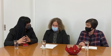 Έλενα Κανταράκη, Σμάρω Μπουλαζέρη και Αγγέλα Καλλέργη μιλούν στην Ειρήνη Αναγνώστου για τον διαβήτη