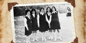 Μνήμες παρέλασης από την Σοφία Καρασούλη Μνήμες παρέλασης από την Σοφία Καρασούλη