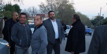 Διαμαρτυρία του Γιάννη Λαγού στον Αστυνομικό Διευθυντή Αιγαίου Διαμαρτυρία του Γιάννη Λαγού στον Αστυνομικό Διευθυντή Αιγαίου