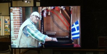 Λατέρνα η αρχόντισσα του δρόμου στο Ομήρειο