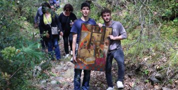 Στο δρόμο της επιστροφής προς τα Λεπτόποδα