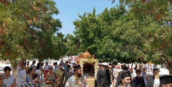 Λιτάνευση Ιερής Εικόνας Αγίας Μαρκέλλας Λιτάνευση Ιερής Εικόνας Αγίας Μαρκέλλας