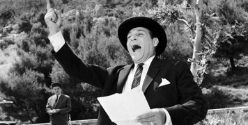 Από τη γνωστή προεκλογικού κλίματος ταινία «Υπάρχει και φιλότιμο»