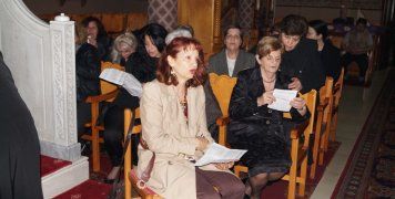 Το μοιρολόϊ της Παναγιάς στο Βαρβάσι