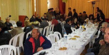 Πολύς κόσμος στην κοπή της πίτας