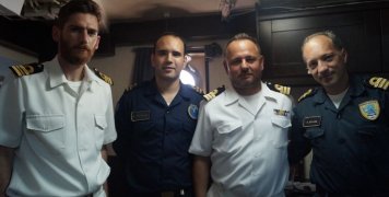 το πληρωμα της πυραυλακάτου "Σιμιτζόπουλος" το πληρωμα της πυραυλακάτου "Σιμιτζόπουλος"