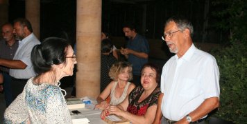 Η Άννα Σουρέ με τον Δημήτρη Φρεζούλη Η Άννα Σουρέ με τον Δημήτρη Φρεζούλη