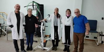 Στελέχη του Κέντρου Φυσικής Ιατρικής και Αποκατάστασης, του Γενικού Νοσοκομείου Χίου