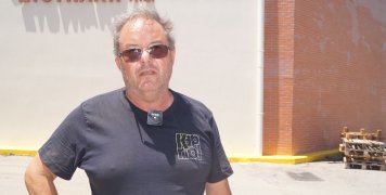 Γιάννης Στουπάκης της ομώνυμης ποτοποιίας Γιάννης Στουπάκης της ομώνυμης ποτοποιίας