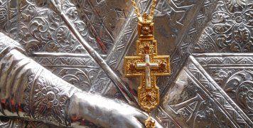 Η περιφορά της εικόνας των Ταξιαρχών στα Μεστά