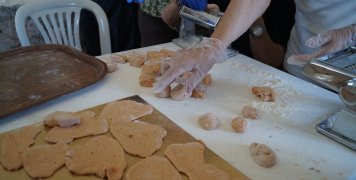 Στην τελική ευθεία ο τραχανάς του Ερυθρού Σταυρού