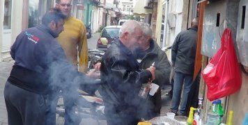 Υπαίθριες ψησταριές παντού