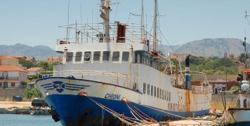 Το πλοίο "Χιόνη" της εταιρείας Μηνιώτη