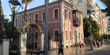 Ελληνικό σπίτι του 1898, Λύκειο στην Αττάλεια 