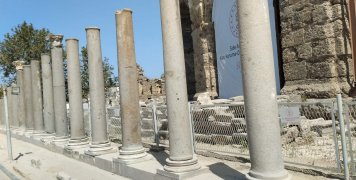 Η αρχαία αγορά της Σίδης