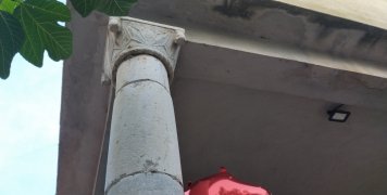 Λεπτομέρεια από τον κήπο της Δέσποινας