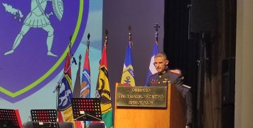 Ο στρατιωτικός Διοικητής Ταξίαρχος Παναγιώτης Λυμπερέας Ο στρατιωτικός Διοικητής Ταξίαρχος Παναγιώτης Λυμπερέας