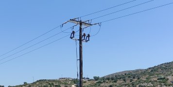 Ο στύλος που για 15' εκτόξευε σπίθες Ο στύλος που για 15' εκτόξευε σπίθες