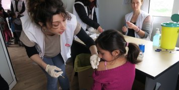 Μαζικοί εμβολιασμοί στη Λέσβο