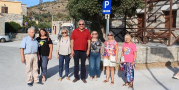 Ομαδικές φωτογραφίες στο Μουσείο Μαστίχας και στο μεσαιωνικό χωριό των Μεστών