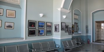 Αίθουσα Επιβατών στο Λιμάνι της Σύρου