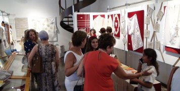 Από την έκθεση υφαντών στο Ομήρειο