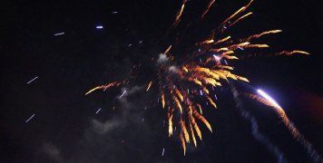 Ο Σύλλογος Ποντίων γέμισε την πλατεία χορευτές και κόσμο