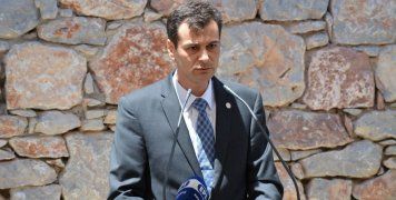 Ο Δήμαρχος Χίου Μανώλης Βουρνούς