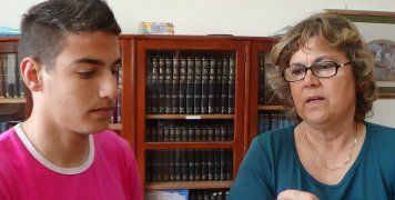 Γιάννης Γκάγκας, Αγγέλα Καλκούνη- Γεόμελου Δ/ντρια ΕΠΑΛ Βροντάδου