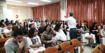 Μαθητές και γονείς πήραν τη σκυτάλη στο δρόμο του επαγγελματικού προσανατολισμού