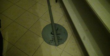 Κόλαση φωτιάς και νύχτα πυροτεχνημάτων έκαψε πάλι τον καταυλισμό της Σούδας