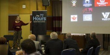 Η Μαριάνα Πυργιώτη, πολιτική αναλύτρια - media training expert.