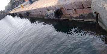 Άποψη δύτη. Αν δεί ο κόσμος... κάτω από την θάλασσα, δεν θα περάσει ξανά από εδώ ούτε... πεζός