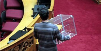 Η κωμωδία της Novartis  στη Βουλή