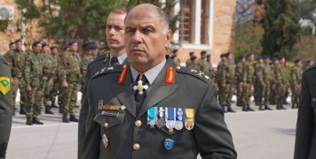 Ο πρώην Διοικητής της 96 ΑΔΤΕ Δημόκριτος Κωνσταντάκος Ο πρώην Διοικητής της 96 ΑΔΤΕ Δημόκριτος Κωνσταντάκος